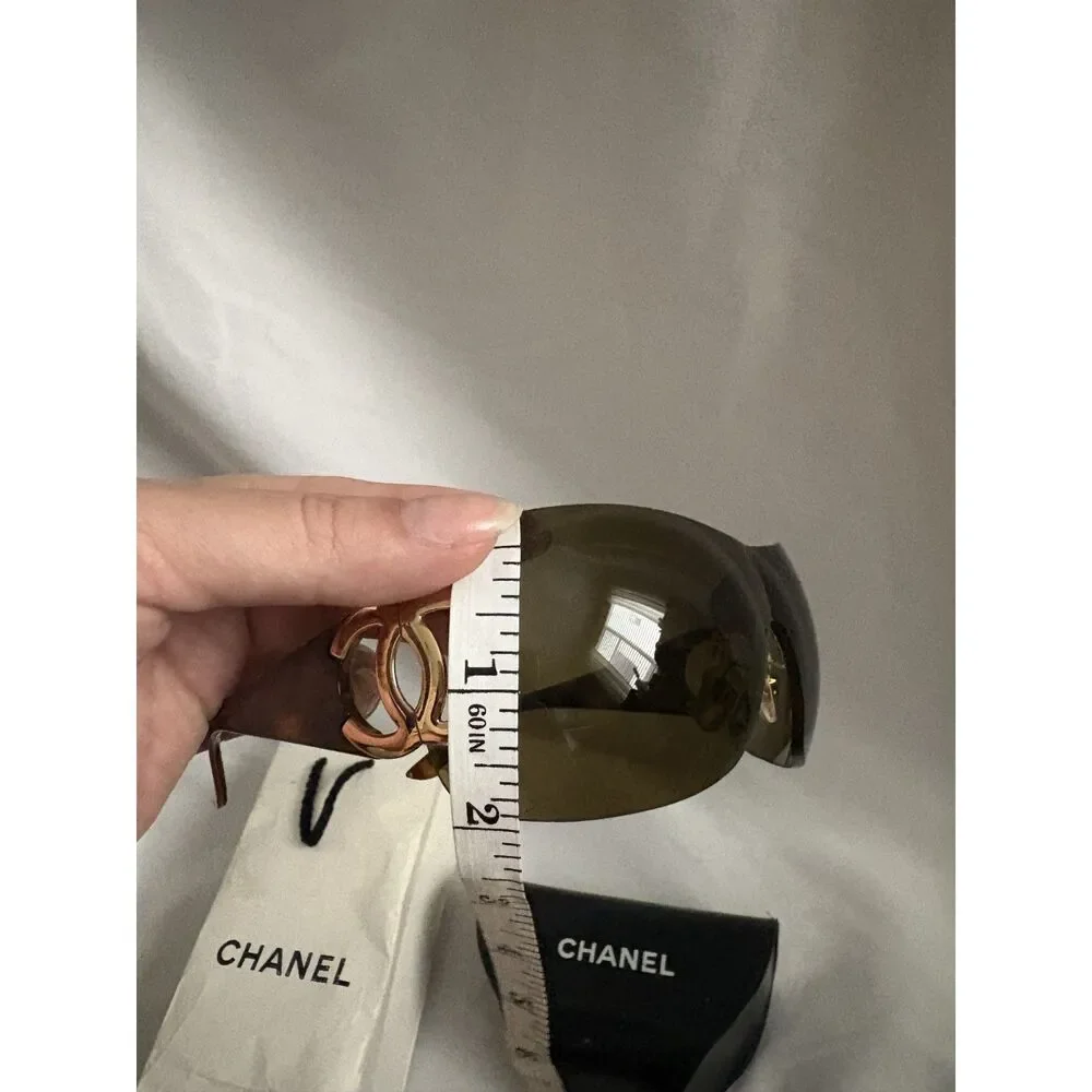 Vintage Chanel Brown Oversized Shield Sunglasses Y2K Interlocking CC Logo 2000s